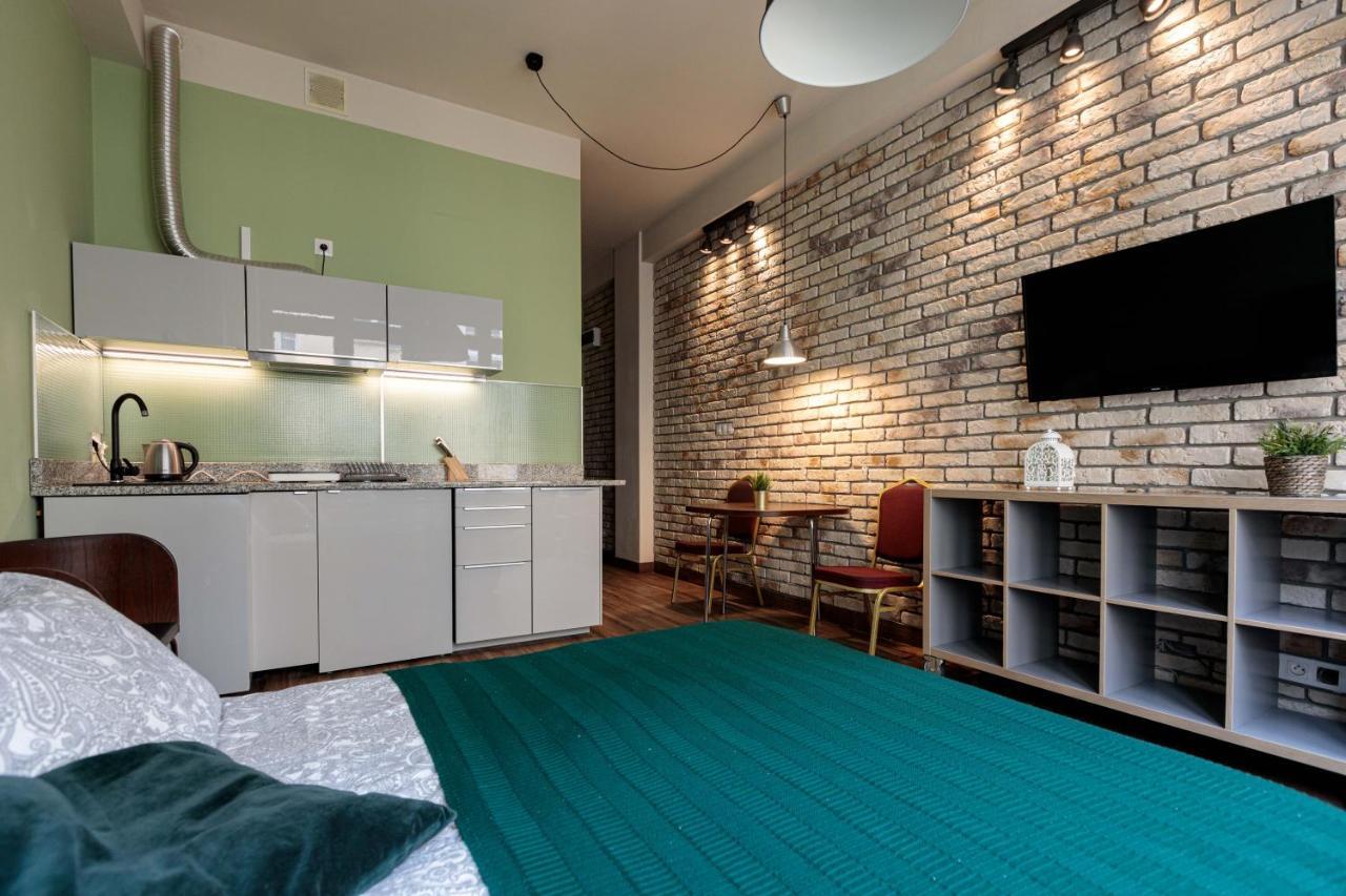 Golden Apartments Wroclaw - Cozy Studio - Main Rail Station&K24 ภายนอก รูปภาพ