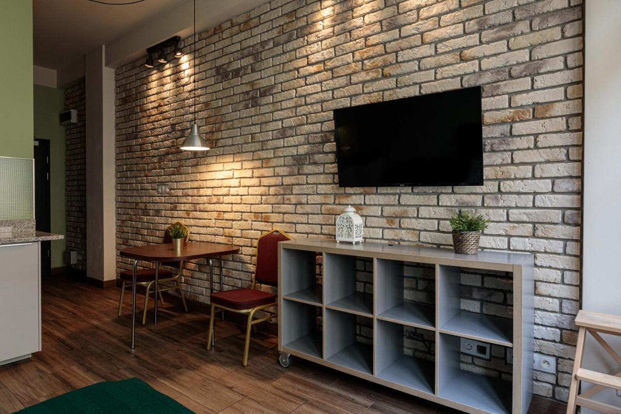 Golden Apartments Wroclaw - Cozy Studio - Main Rail Station&K24 ภายนอก รูปภาพ